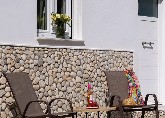 Salty Cottage, 20m From Kini Ano Syros