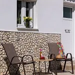 Salty Cottage, 20m From Kini Ano Syros