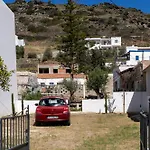 Salty Cottage, 20m From Kini * Ano Syros